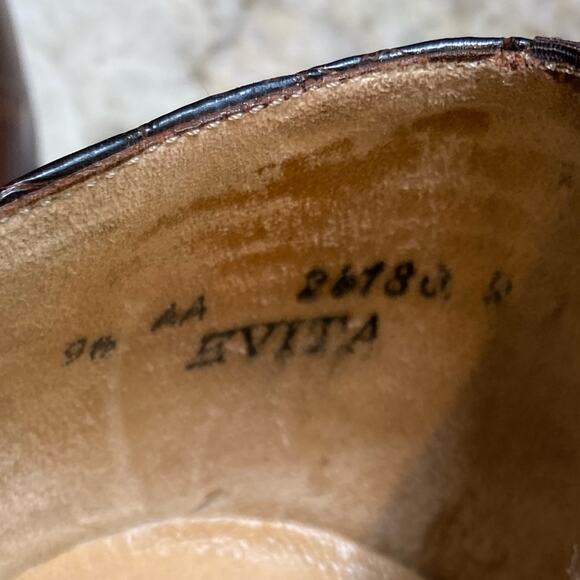 Rayne London $540 Vtg. EVITA Croc Leather Heels sz 9.5 NN (AA) EUC - Picture 6 of 13